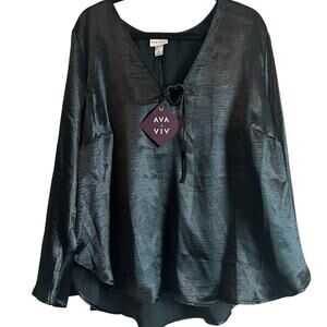 Ava & Viv Women's Black Flared Long Sleeve Satin Blouse - Size 2X - NWT